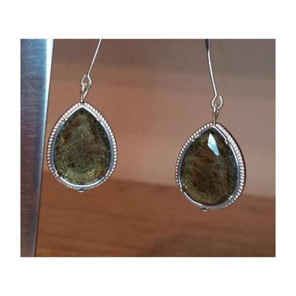 Nwt Sophia and Kate Trendy Hook Wire Teardrop Dangle Drop Earrings Dressy Casual - Picture 3 of 4